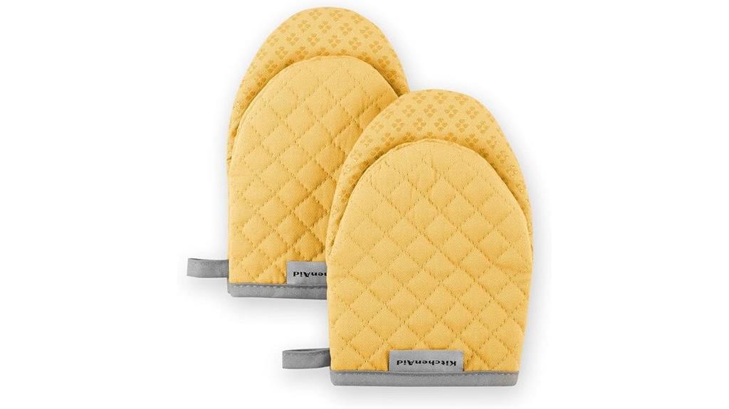 buttercup mini oven mitts