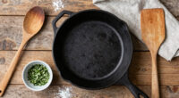 15 Best Cast Iron Skillets for Everyday Cooking in 2026